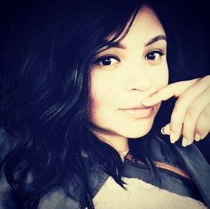 Meet your Posher, Veronica